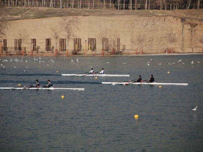 صدرنشین لیگ برتر قایقرانی روئینگ مشخص شد