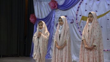 برگزاری آیین گرامیداشت مادران شهدا در تکاب