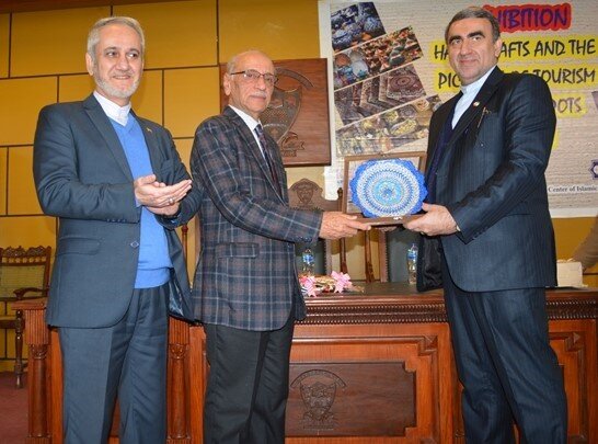 گزارش تصویری نمایشگاه صنایع دستی و گردشگری ایران در پیشاور