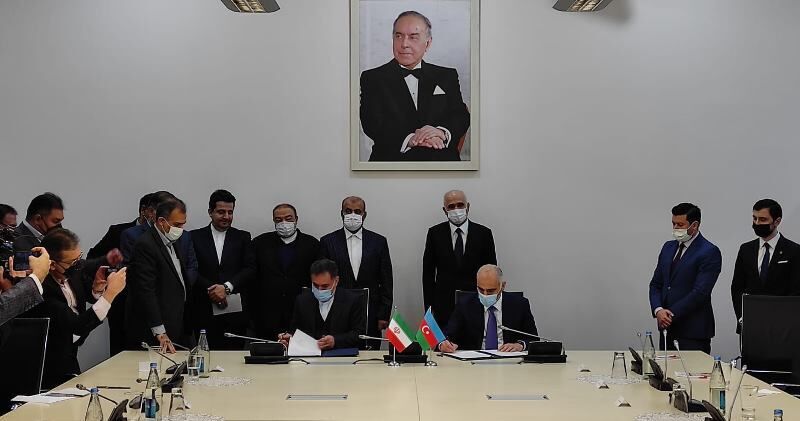 Iran, Azerbaijan agree to construct border bridge