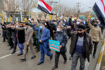 راهپیمایی نمازگزاران بجنوردی در حمایت از مردم یمن