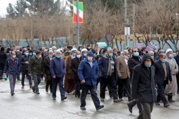 راهپیمایی نمازگزاران بجنوردی در حمایت از مردم یمن