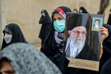 راهپیمایی نمازگزاران بجنوردی در حمایت از مردم یمن