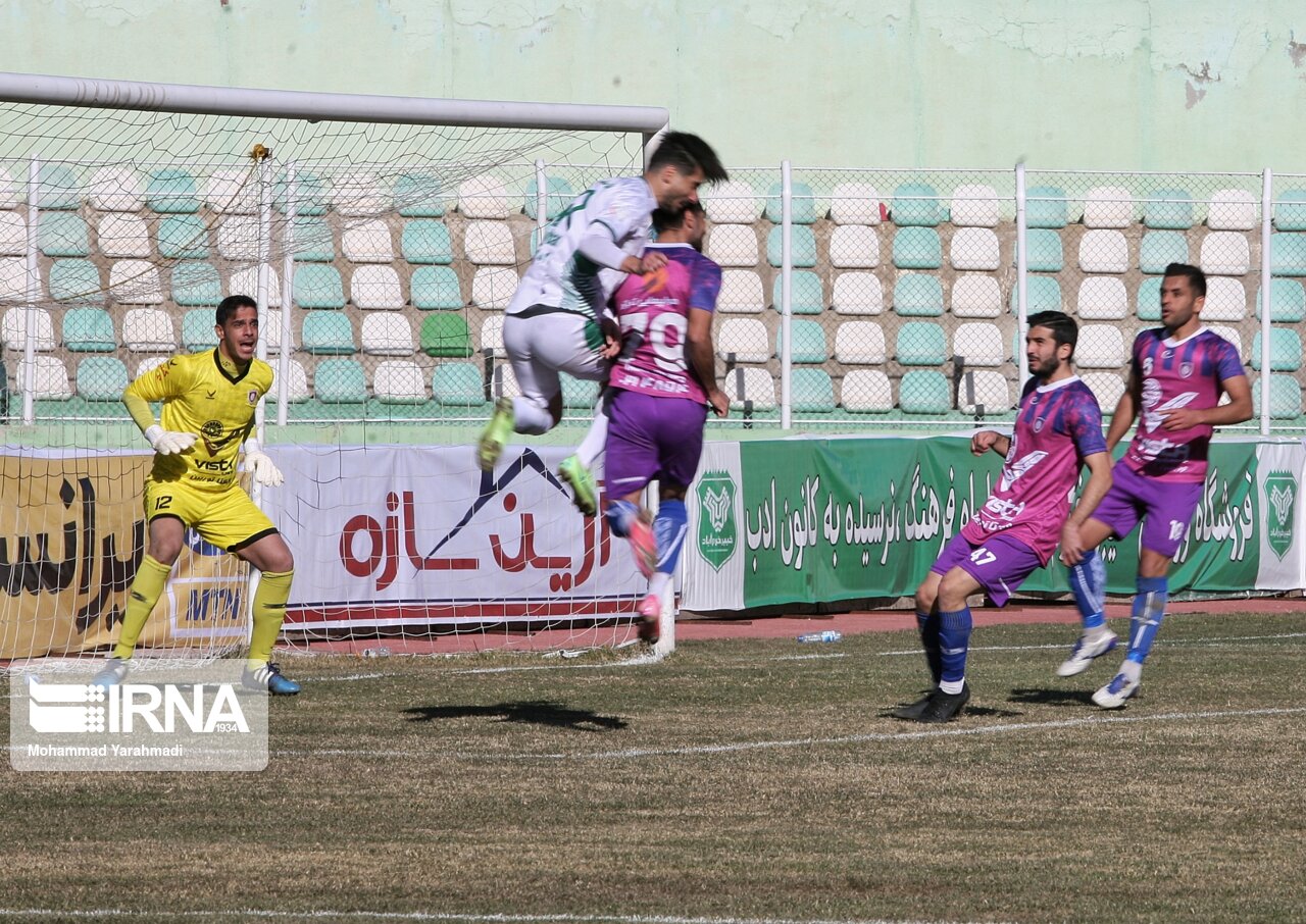 زاگرس مهاباد به فینال لیگ برتر فوتبال نونهالان آذربایجان غربی رسید