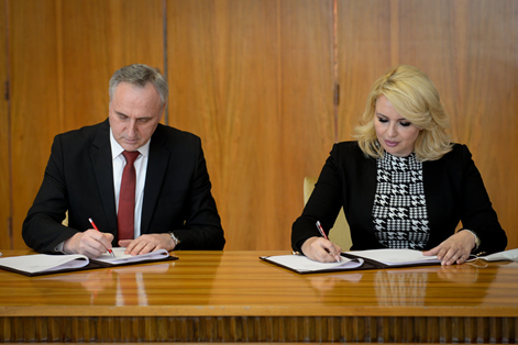 کاهش نرخ بیکاری در صربستان/ راهکارهای دولت بلگراد چیست؟