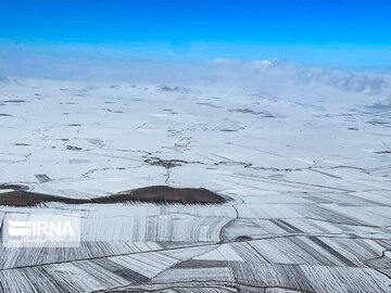 Iran : la ville de Kermanshah à l’ouest blanchie par la neige