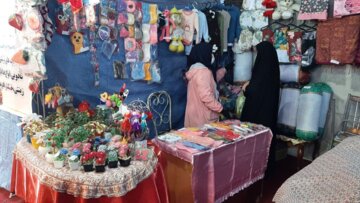 نمایشگاه صنایع دستی و سوغات در شاهرود