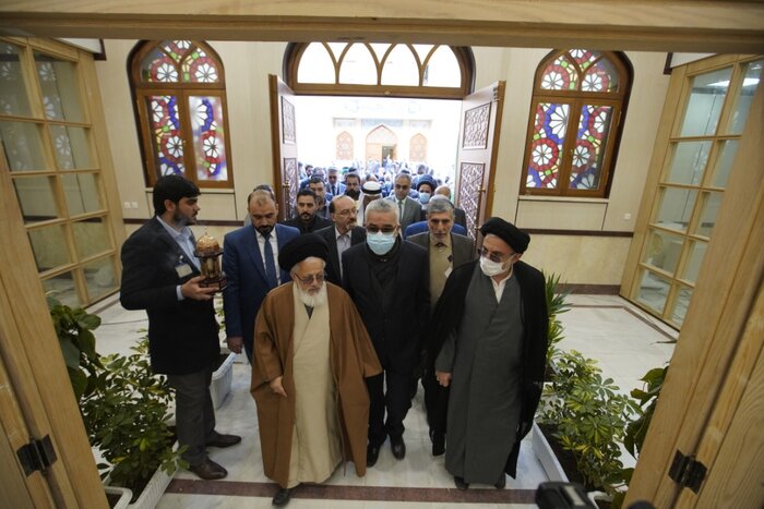 کتابخانه بزرگ صحن حضرت زهرا(س) در حرم امیرالمومنین (ع) گشایش یافت