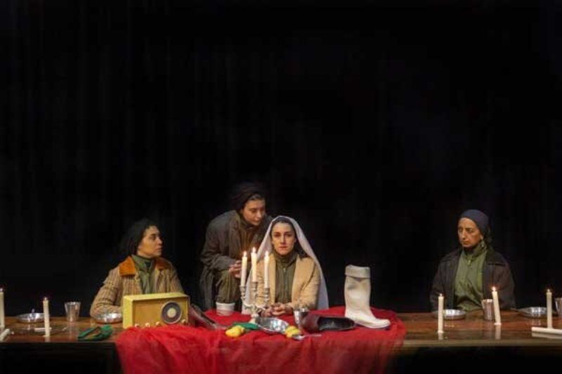 چهرههایی که چراغ صحنه را روشن میکنند؛ از نوید محمدزاده تا داریوش مهرجویی