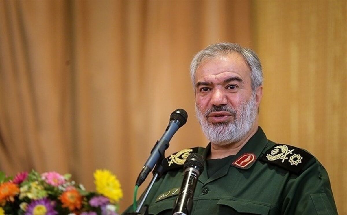 نیروهای اطلاعات عملیات  دفاع مقدس خالصانه در میدان ‌جهاد قدم گذاشتند