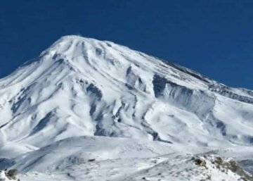 صعود کوهنوردان زنجان و خوزستانی به تفتان