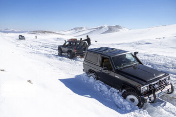 Off-road snow in southwestern Iran