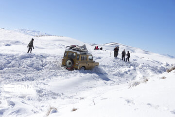 Off-road snow in southwestern Iran