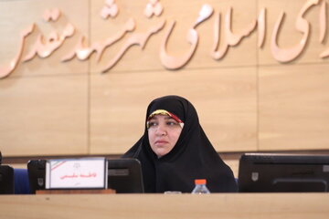 عضو هیات رییسه شورای شهر: مدیران مشهد برای حل مشکلات مردم لایحه بدهند