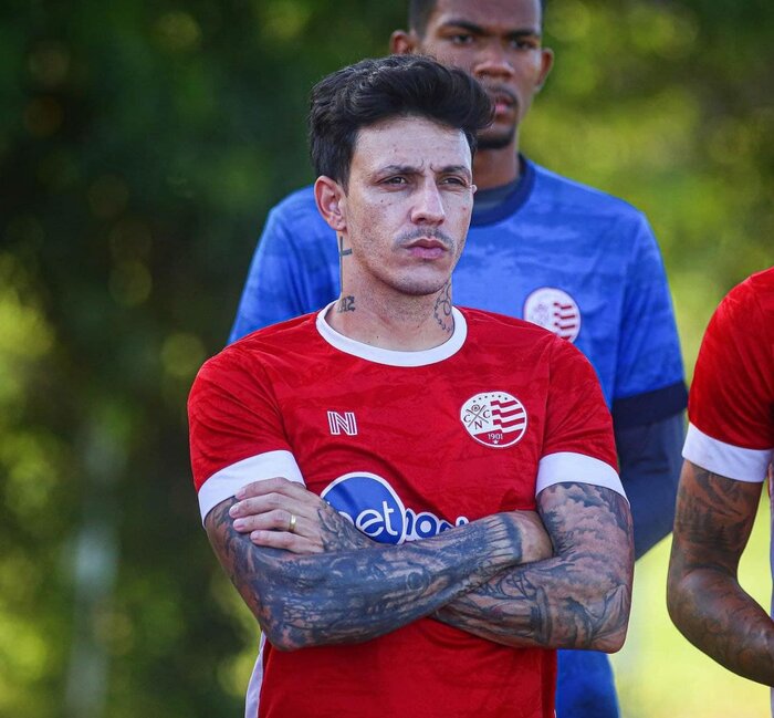 پرونده کارلوس بسته شد/ پایان مذاکرات با پیشنهاد ۷۵۰ هزار دلاری برزیلیها