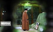 Leader pays tribute to Imam Khomeini on eve of 43rd Islamic Revolution anniv