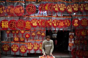 برپایی جشن‌های سال نو قمری در آسیای شرقی همراه نگرانی از اومیکرون