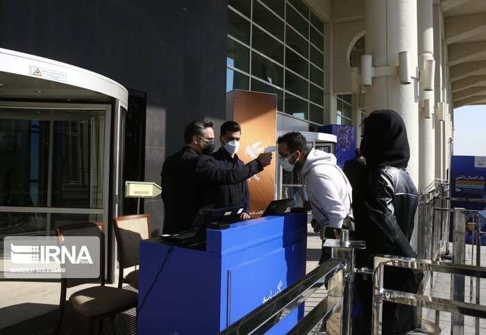 وعده وزیر ورزش برای ساخت فیلمی از یک قهرمان/واکسیناسیون در کاخ جشنواره چهلم