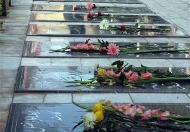 گلزار شهدای روستای چندار ساوجبلاغ به‌عنوان نماد  انتخاب شد