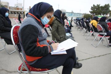 نواختن زنگ انقلاب در سمنان