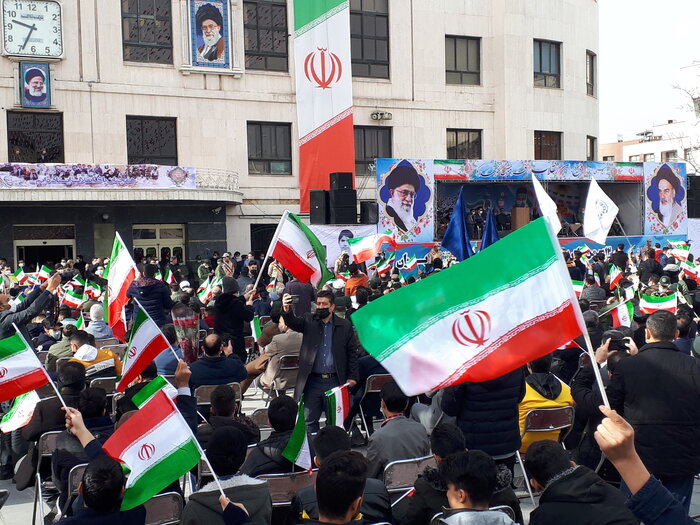 استاندار خراسان رضوی: هویت ملی با انقلاب اسلامی به مردم ایران بازگردانده شد