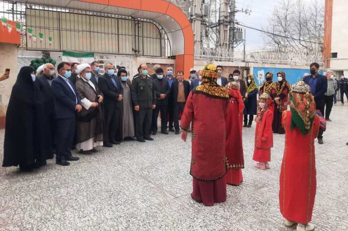 زنگ انقلاب در مدارس شرق گلستان نواخته شد