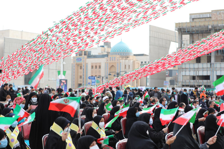 مردم در ۲۲ بهمن ثابت خواهند کرد که پای انقلاب هستند