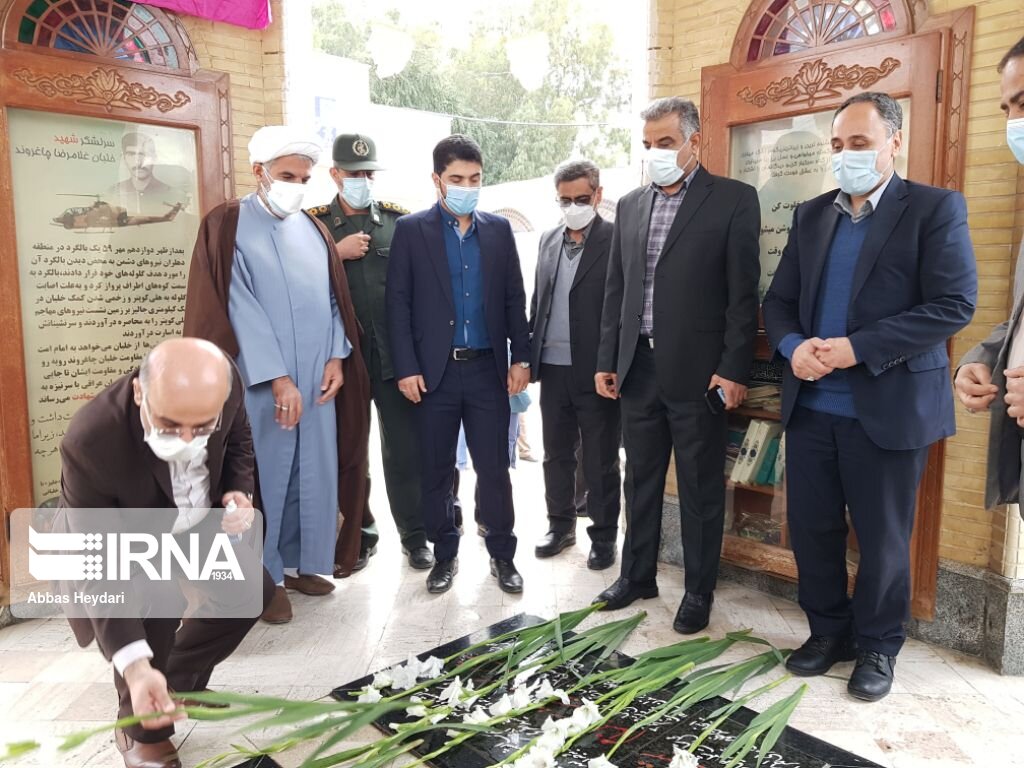برنامه‏‌های بزرگداشت دهه فجر در استان بوشهر آغاز شد
