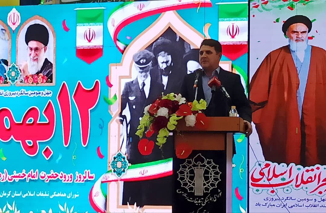 استاندار کرمان: روایتگری از داشته‌های نظام با جذابیت همراه باشد