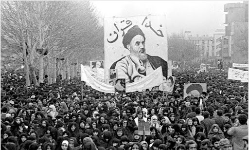 انقلاب اسلامی مرهون شهدایی که هیمنه طاغوت را در هم شکستند