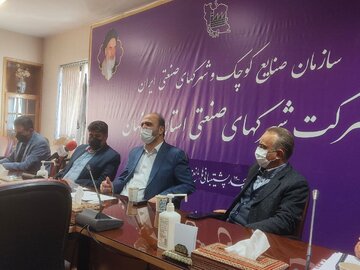 استفاده از صنایع آب بَر در اصفهان محدود شود