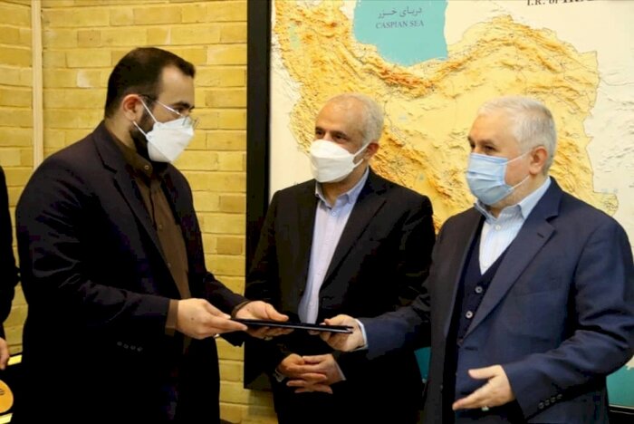 معاون گردشگری کشور: وزارت میراثفرهنگی مرجع صدور مجوز مراکز بینراهی است