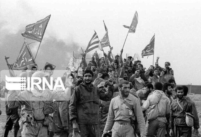 چهل و سه سال، سختی، ایستادگی و سربلندی