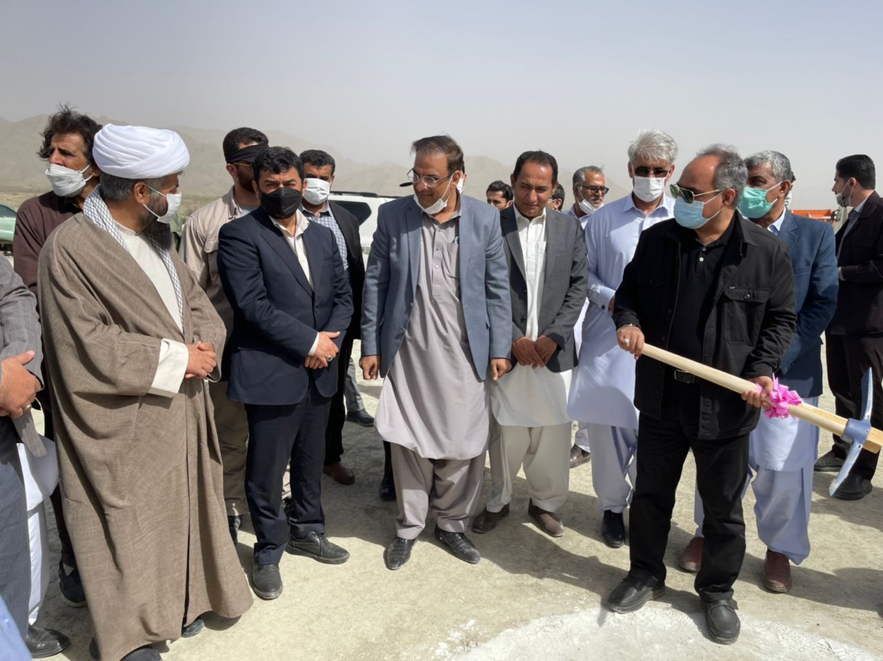 کلنگ ساخت کمربندی شمالی شهر نیکشهر به زمین زده شد