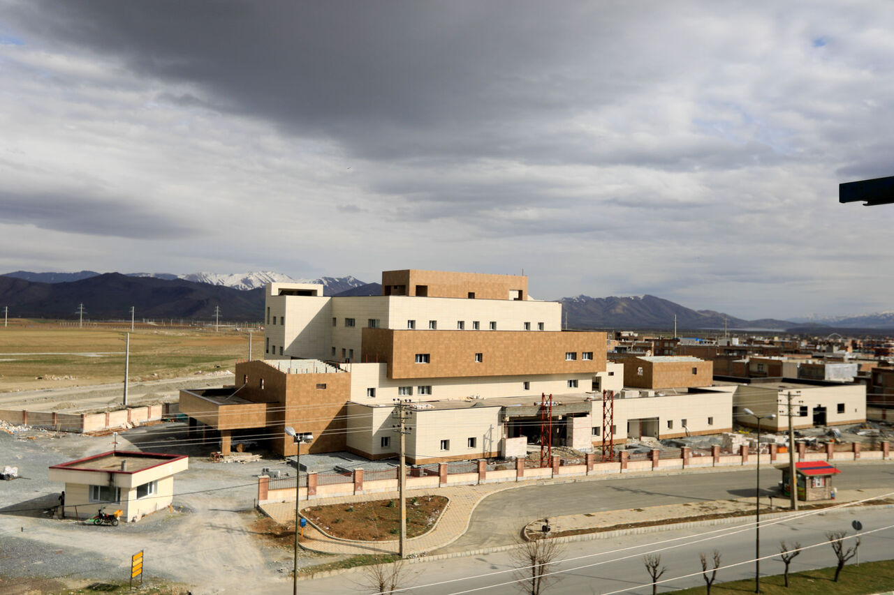 بیمارستان ۸۵ تختخوابی پیرانشهر در مراحل پایانی آماده سازی است