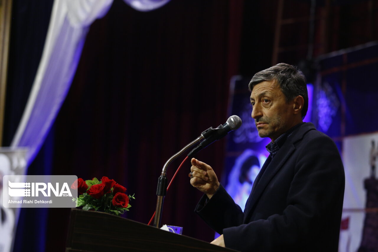 فتاح: شهیدان نقش بی‌بدیل در عزت ایران اسلامی ایفا کردند