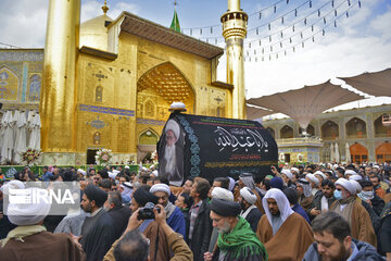 Procession of Grand Ayatollah Saafi Golpaygani in Iraq's Najaf & Karbala