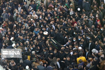 Procession of Grand Ayatollah Saafi Golpaygani in Iraq's Najaf & Karbala