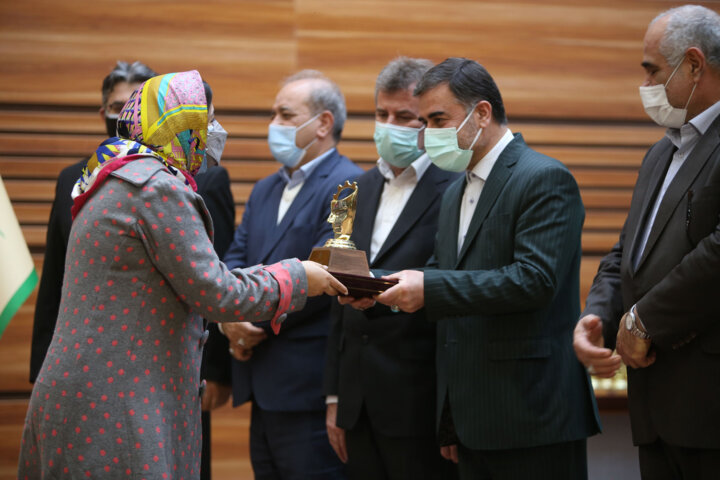 استاندار: توسعه اقتصادی مازندران در اولویت است