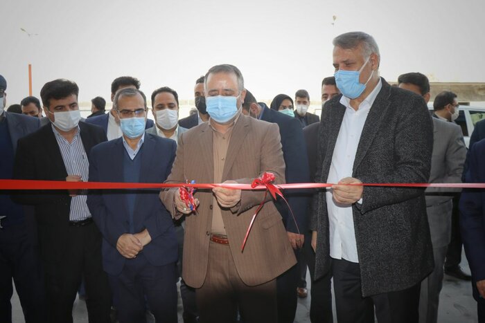 بهرهبرداری از ۵۱ طرح گرمسار، آذینبخش سومین روز از بهار چهلوسوم انقلاب