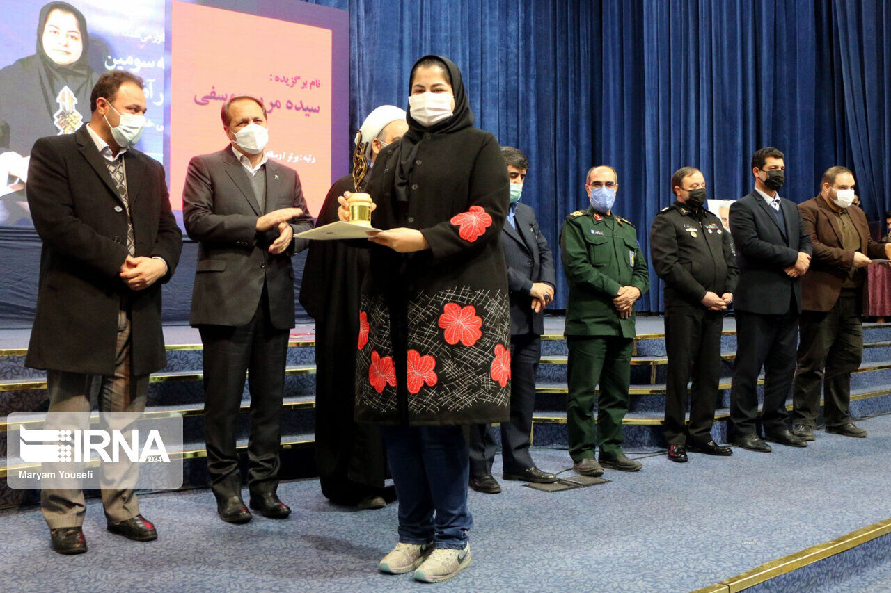 عکاس ایرنا برگزیده جشنواره رسانه‌ای ابوذر شد