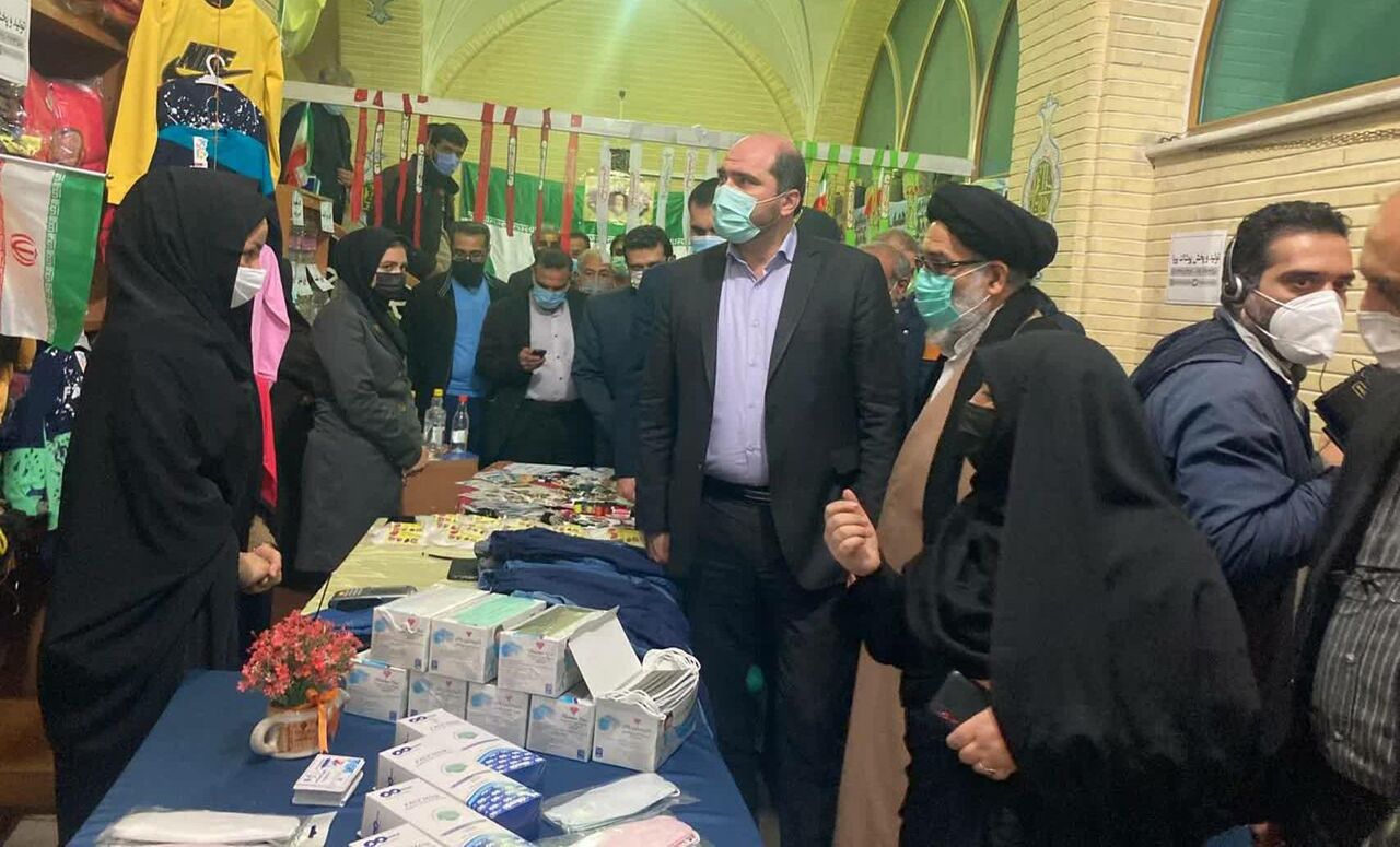 نمایشگاه کارآفرینی بانوان ورامینی افتتاح شد
