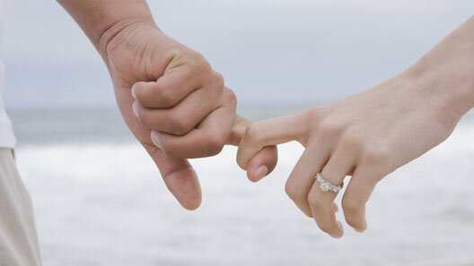 چند همسری به کانون خانواده صدمه میزند؟