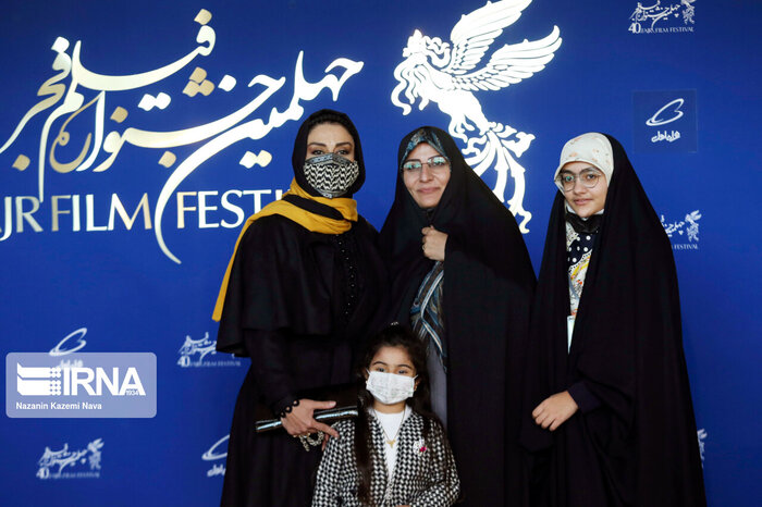 واکنش همسر شهید رضایینژاد به فیلم «هناس»/ اشک کارگردان درآمد 7