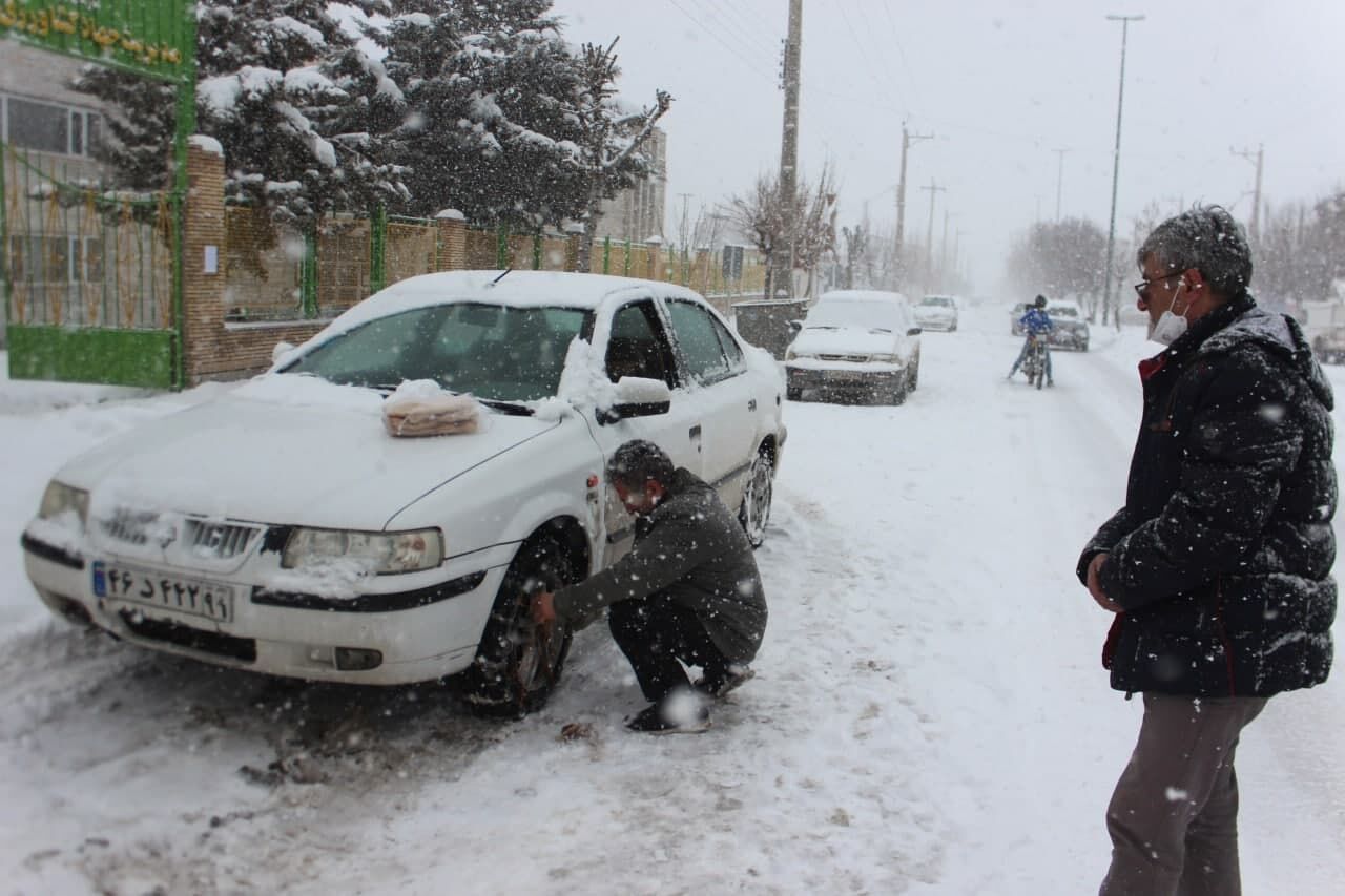 تردد در جادههای خلخال با زنجیرچرخ ممکن است تردد در جادههای خلخال با زنجیرچرخ ممکن است