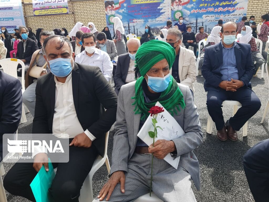 فیلم / افتتاح و اجرای پروژه‌های عمرانی تنگستان