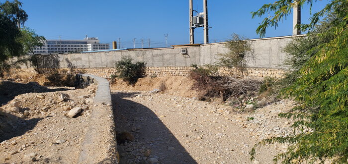 اعتراض اهالی "برکه چوپان" کنگان به تصرف بخشی از این روستا توسط یک شرکت پیمانکاری