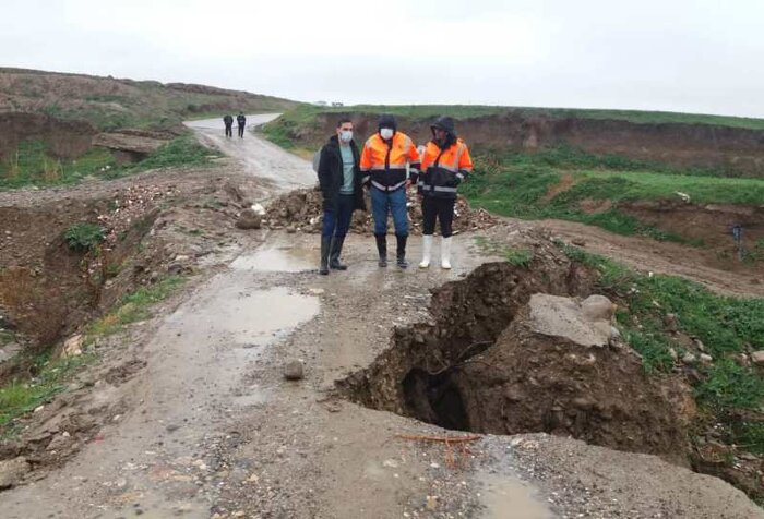 باران به برخی ابنیه راههای روستایی مینودشت خسارت زد