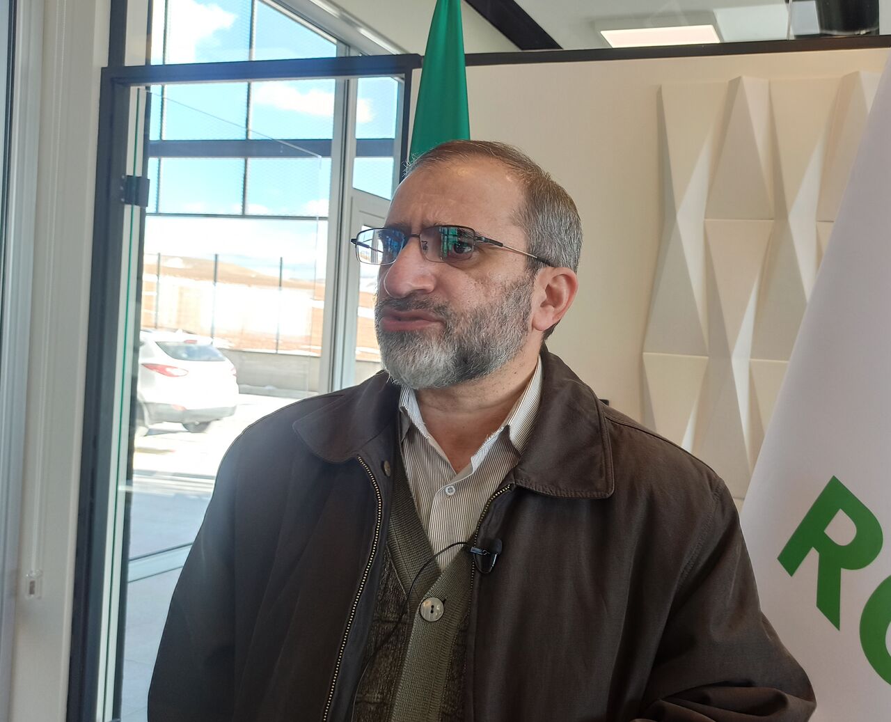 استاندار مرکزی: سنگر تولید بنیه دفاع اقتصادی کشور است استاندار مرکزی: سنگر تولید بنیه دفاع اقتصادی کشور است