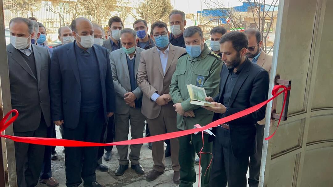 واحد تولیدی ظروف و مصنوعات تزئینی فلزی در شهرک صنعتی بناب افتتاح شد